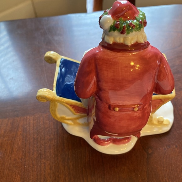 Vintage Traditional Santa with Sleigh Tea Light Candle Holder. Ceramic. - Picture 5 of 9